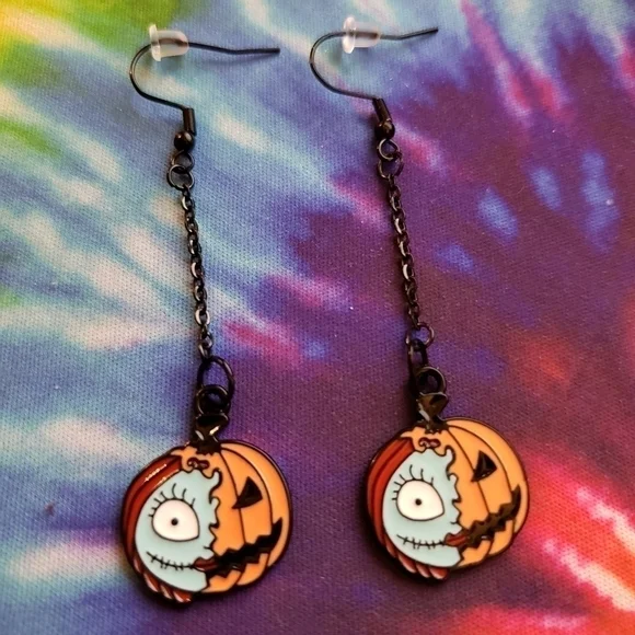 HANDMADE The Night Before Christmas Sally Pumpkin Dangle Earrings - Picture 2 of 5